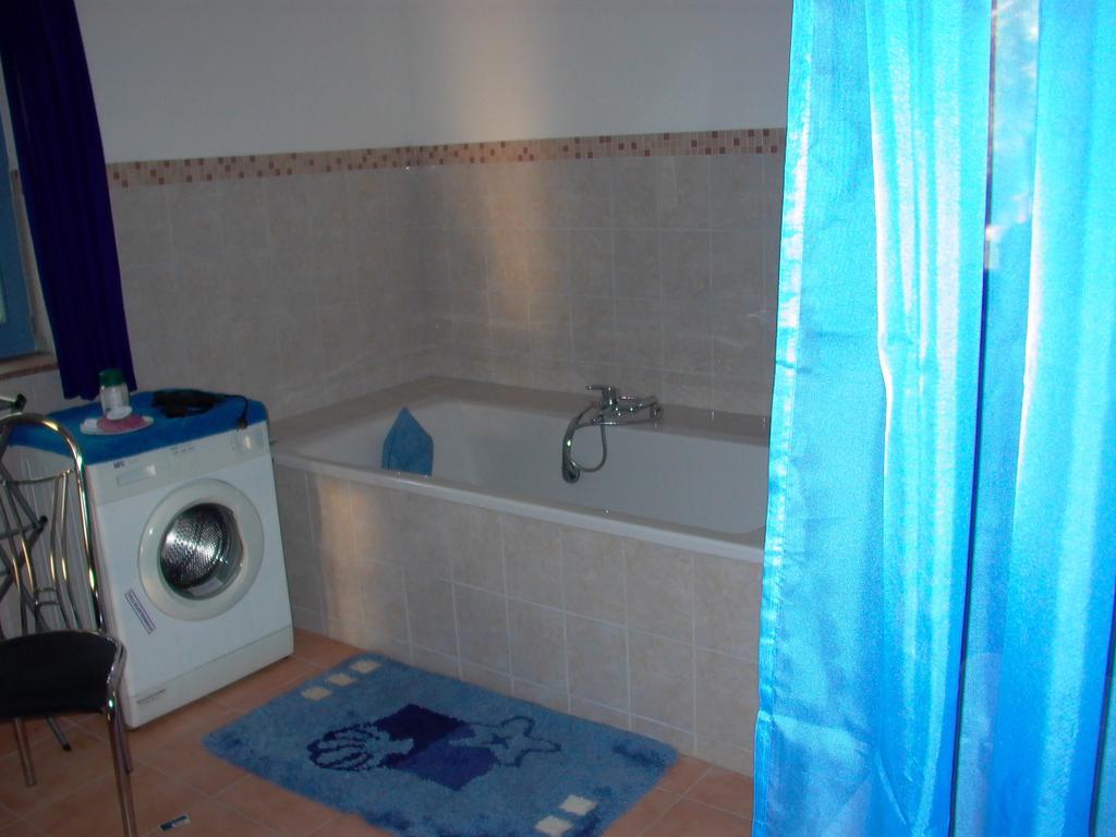 Gaestezimmer Ferienwohnung Villa Alexa, Mit Wallbox Woltersdorf  Buitenkant foto
